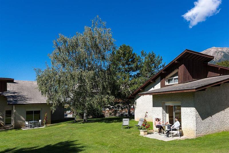 Hotel & Spa Les Bartavelles Crots Exterior photo